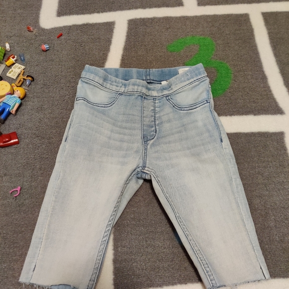 Girl's Pants - Picture 12 of 16